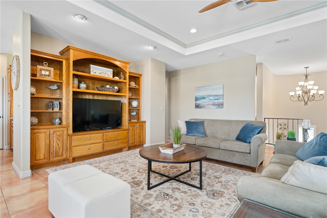 1114 Bay