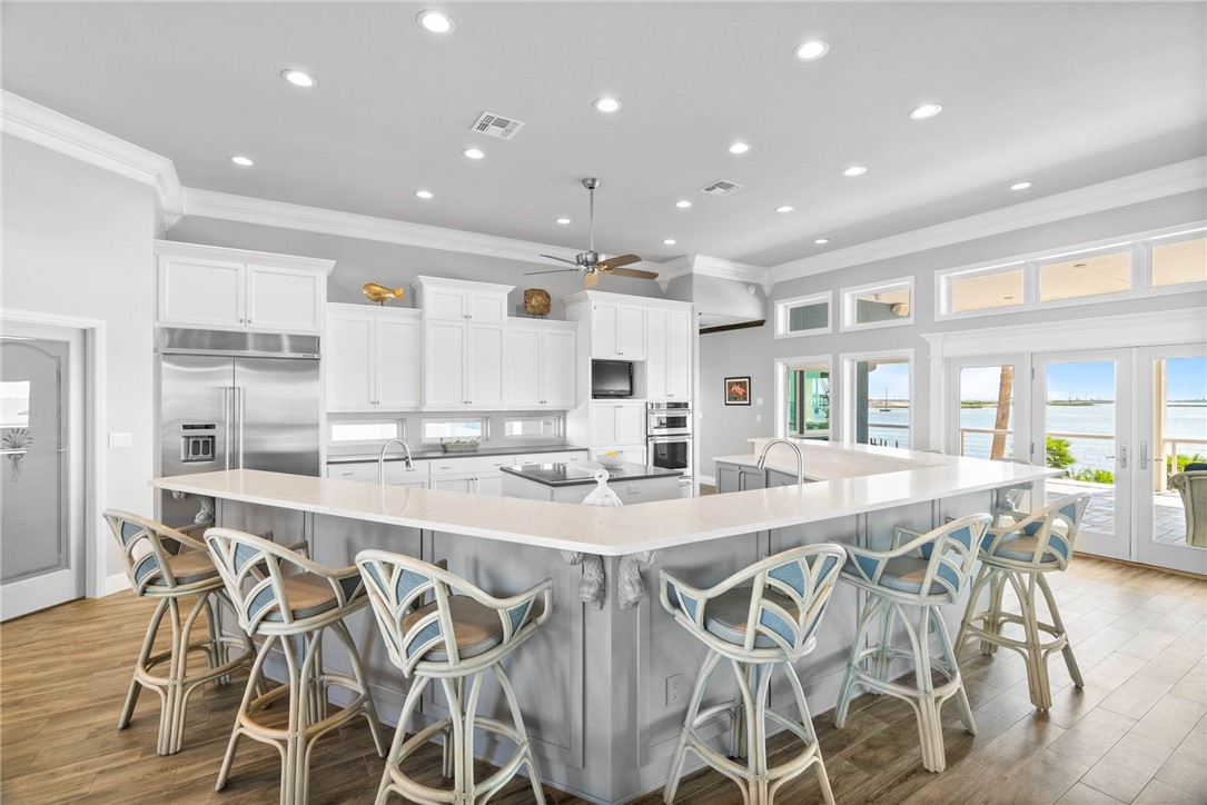 134 Bay Harbor Dr