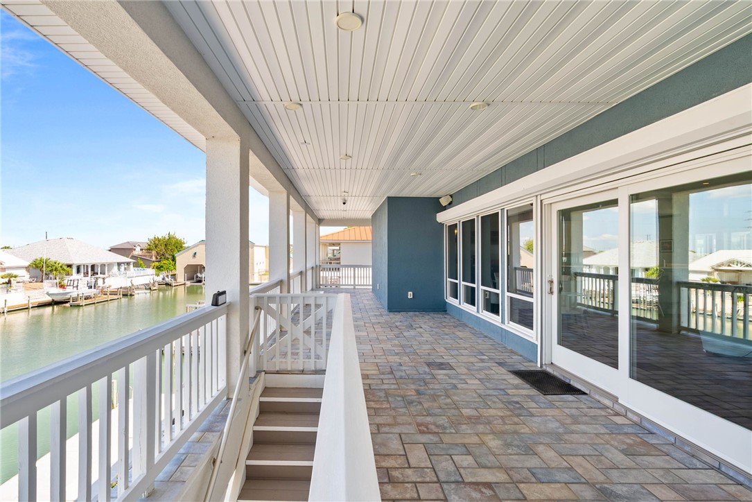 134 Bay Harbor Dr