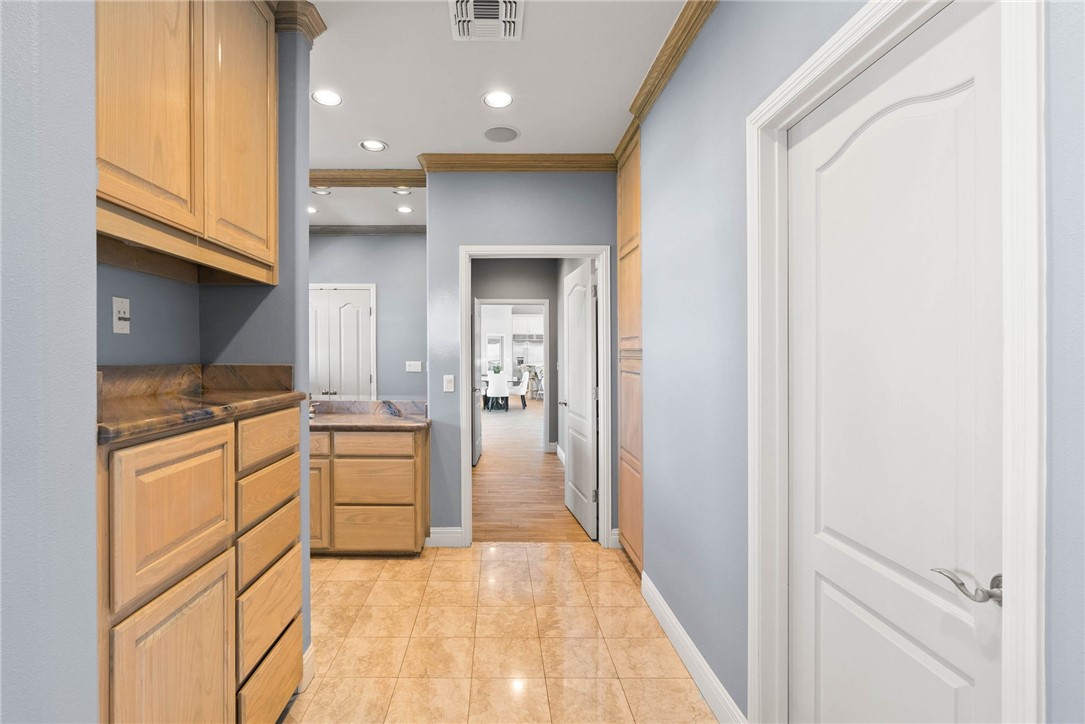 134 Bay Harbor Dr