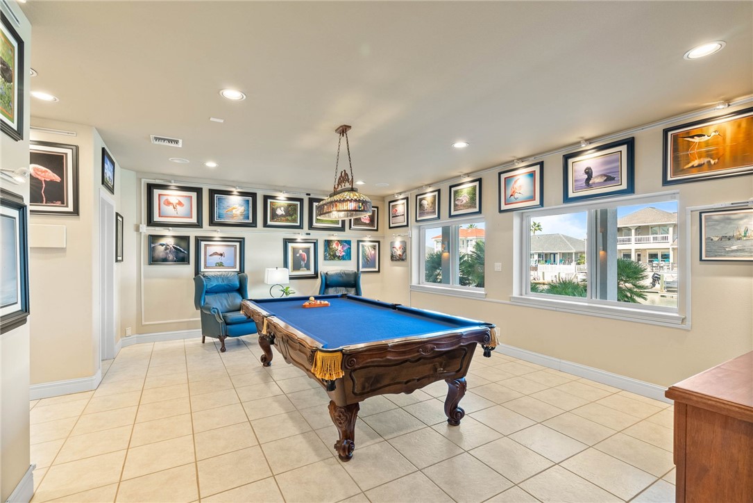 134 Bay Harbor Dr