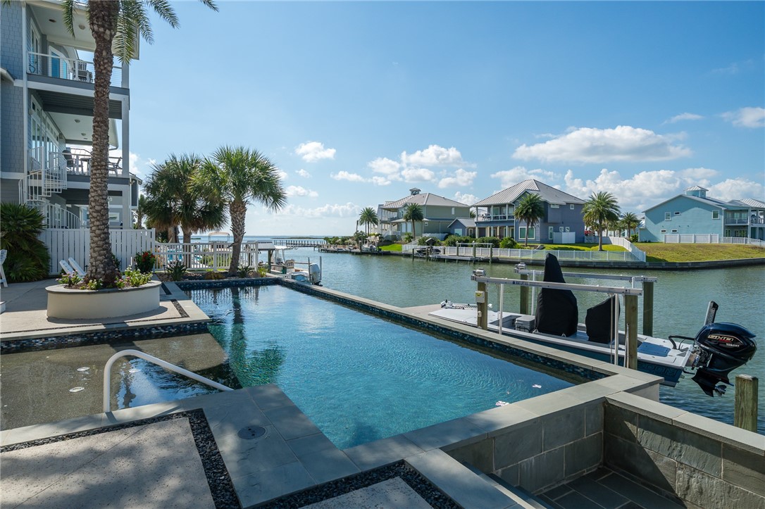 1017 North Isle