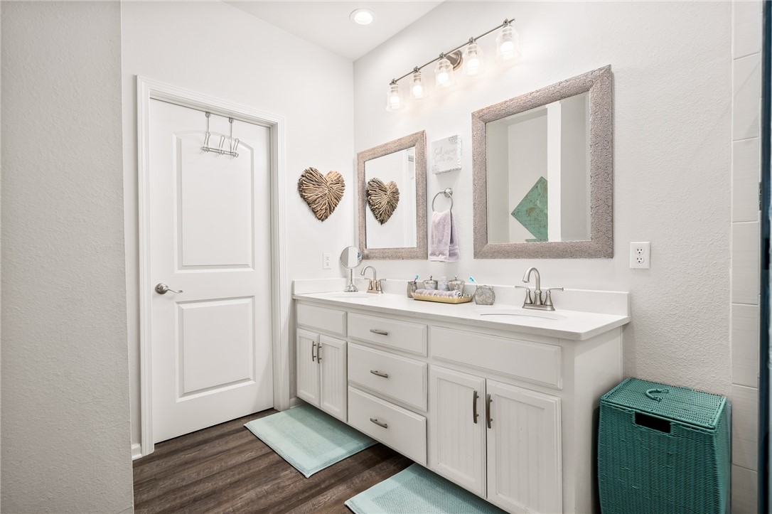 181 Port Saint Claire