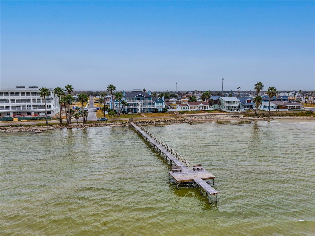 627 S Water St 101