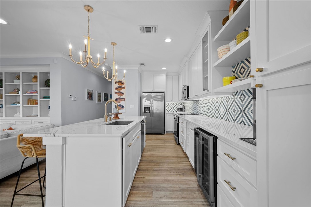 627 S Water St 101