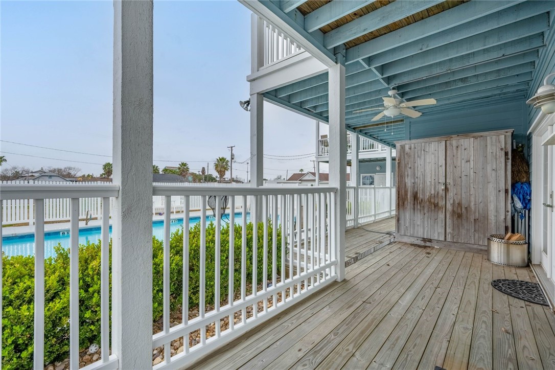 627 S Water St 101