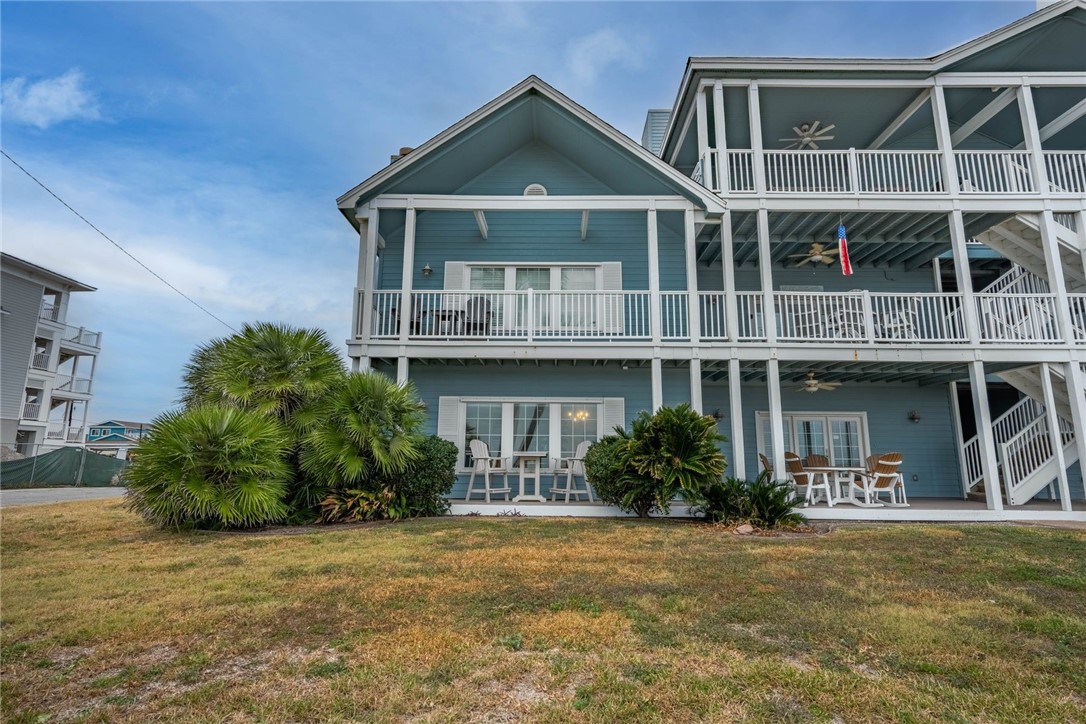 627 S Water St 101