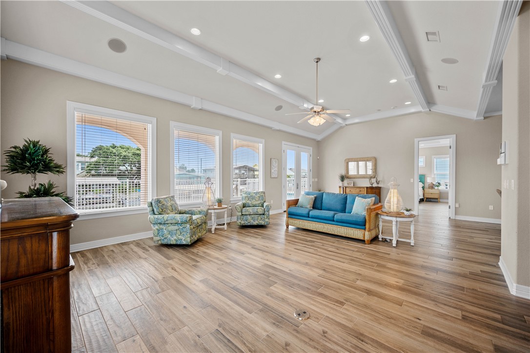 244 Starboard Ave