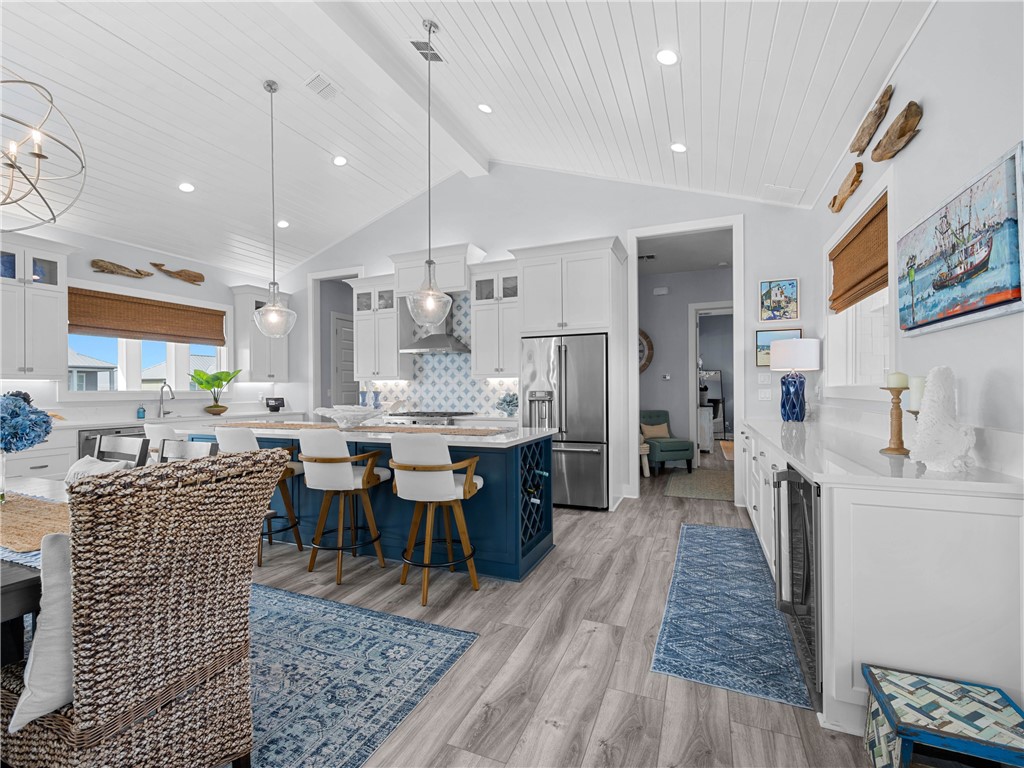 1010 Grand Cayman Ct