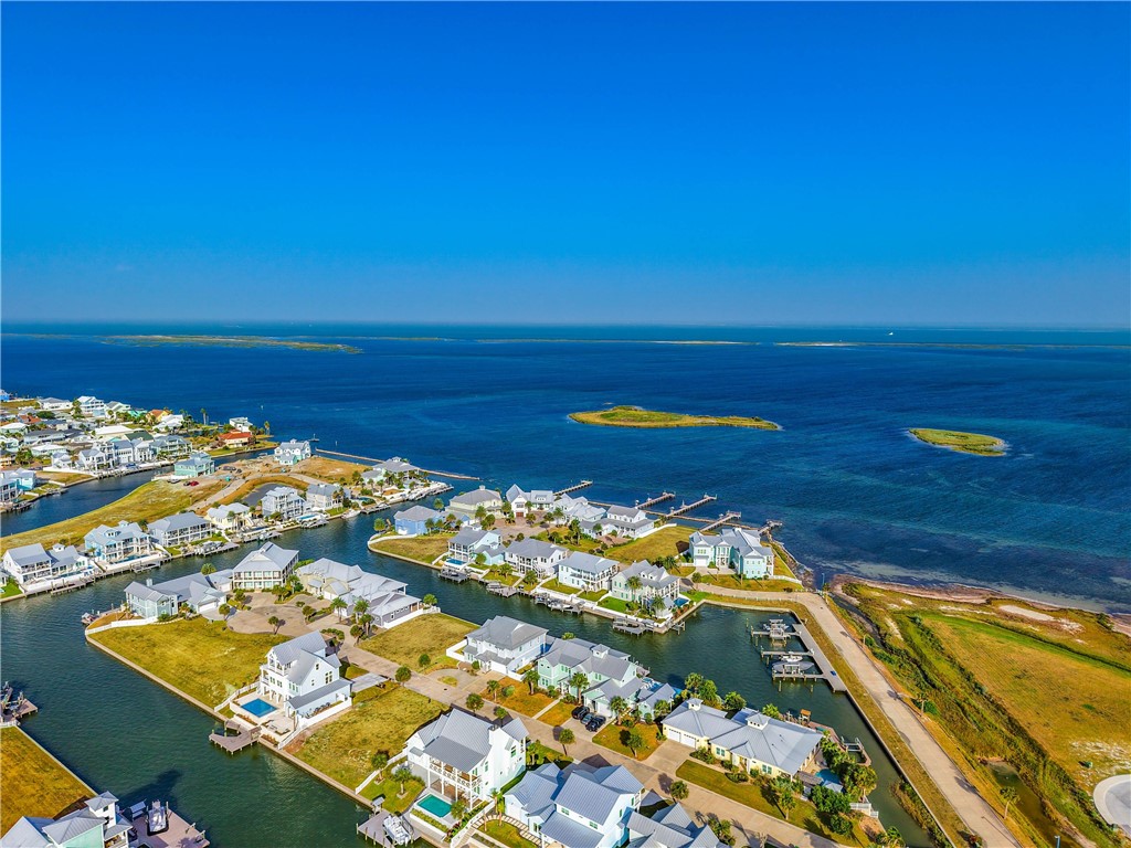 1010 Grand Cayman Ct