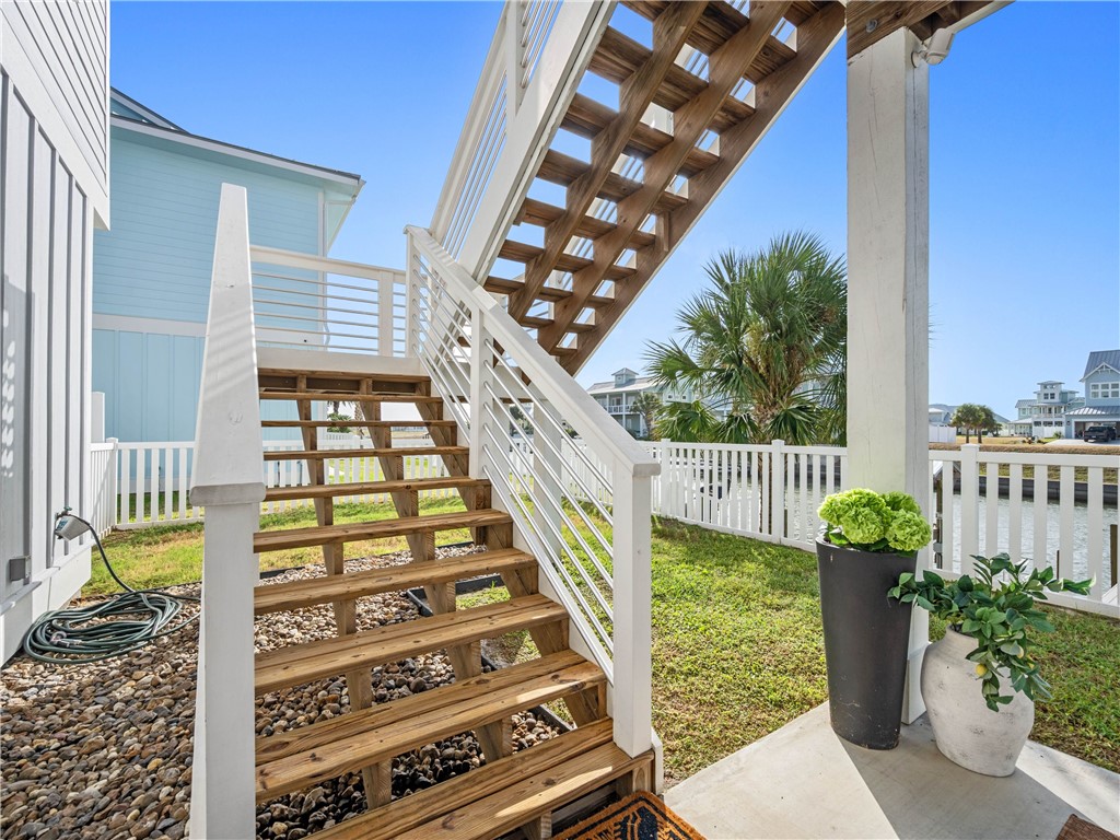 1010 Grand Cayman Ct