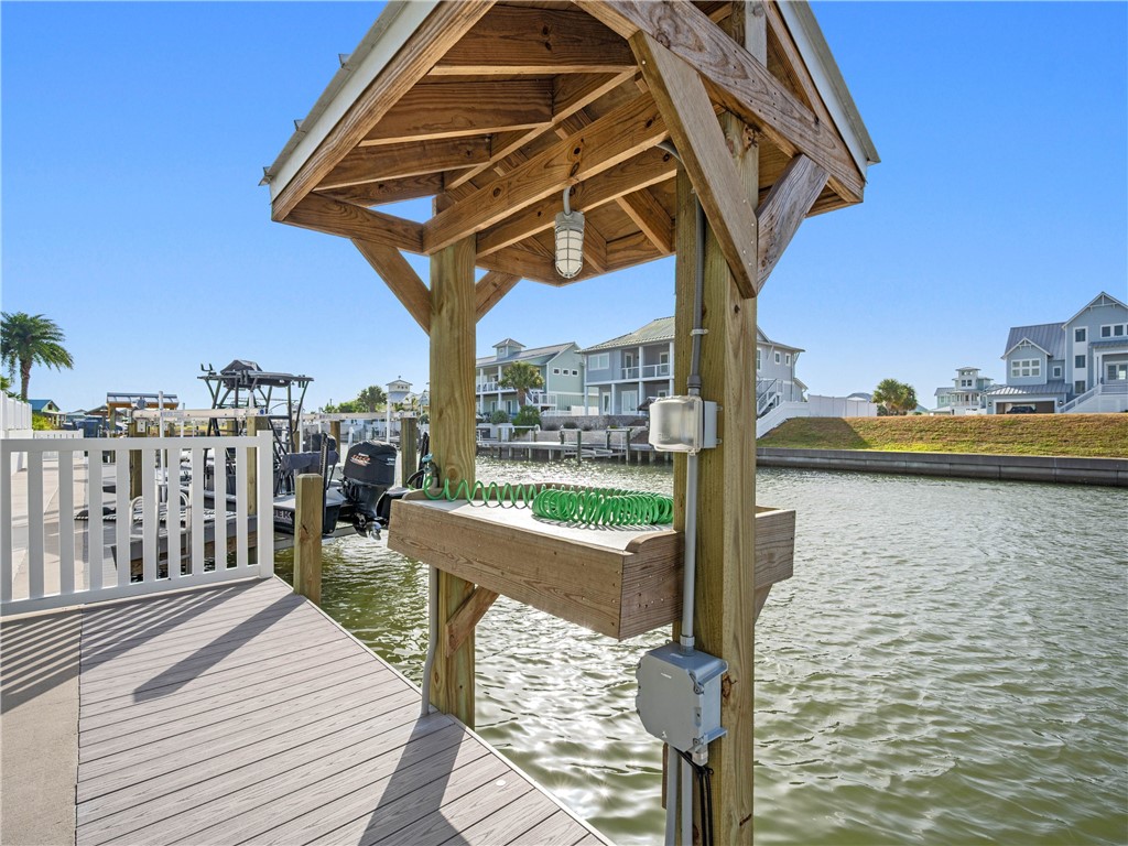 1010 Grand Cayman Ct