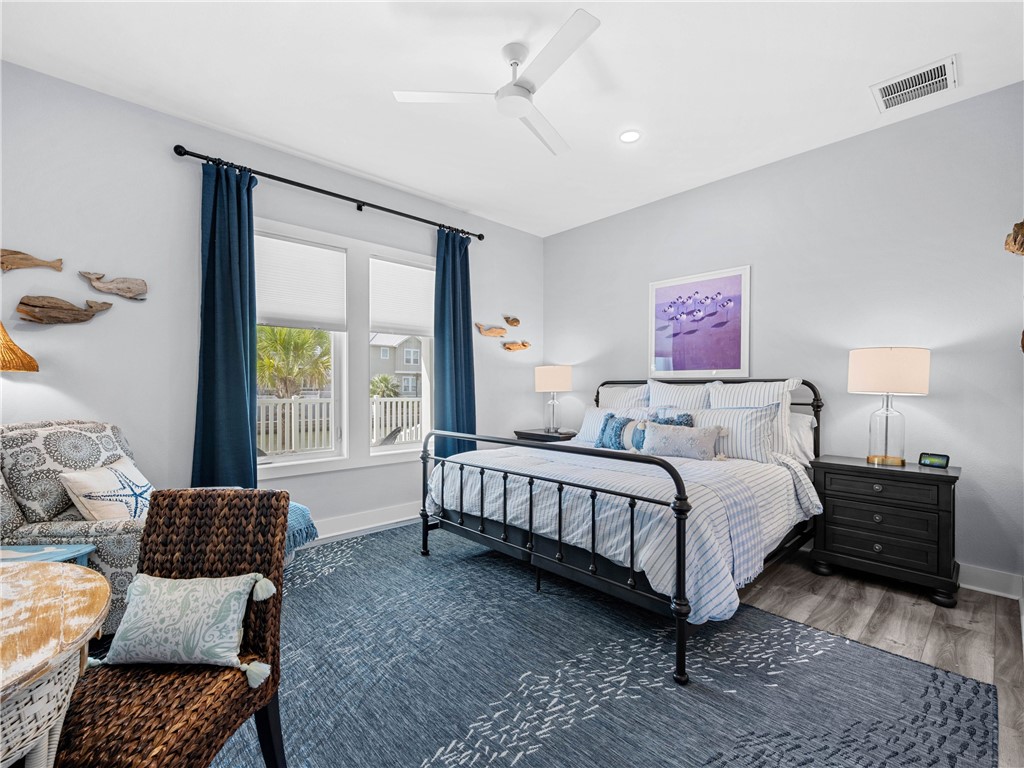 1010 Grand Cayman Ct