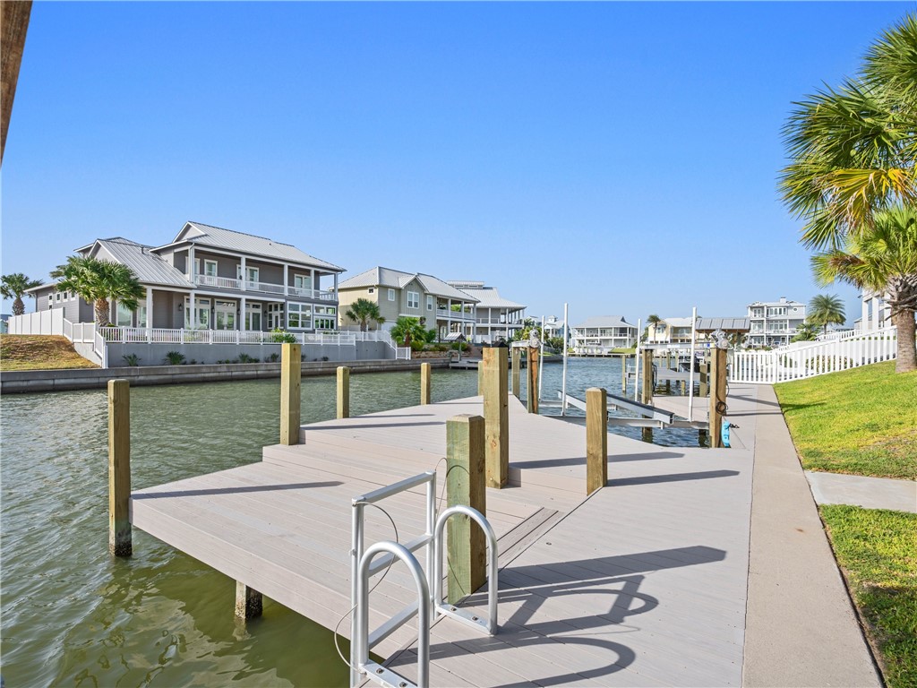 1010 Grand Cayman Ct