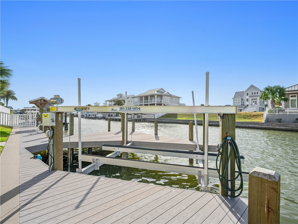1010 Grand Cayman Ct