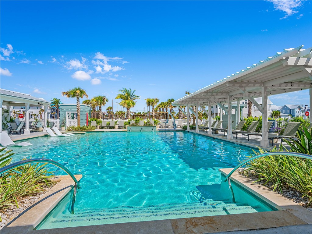416 Sea Scamper Blvd