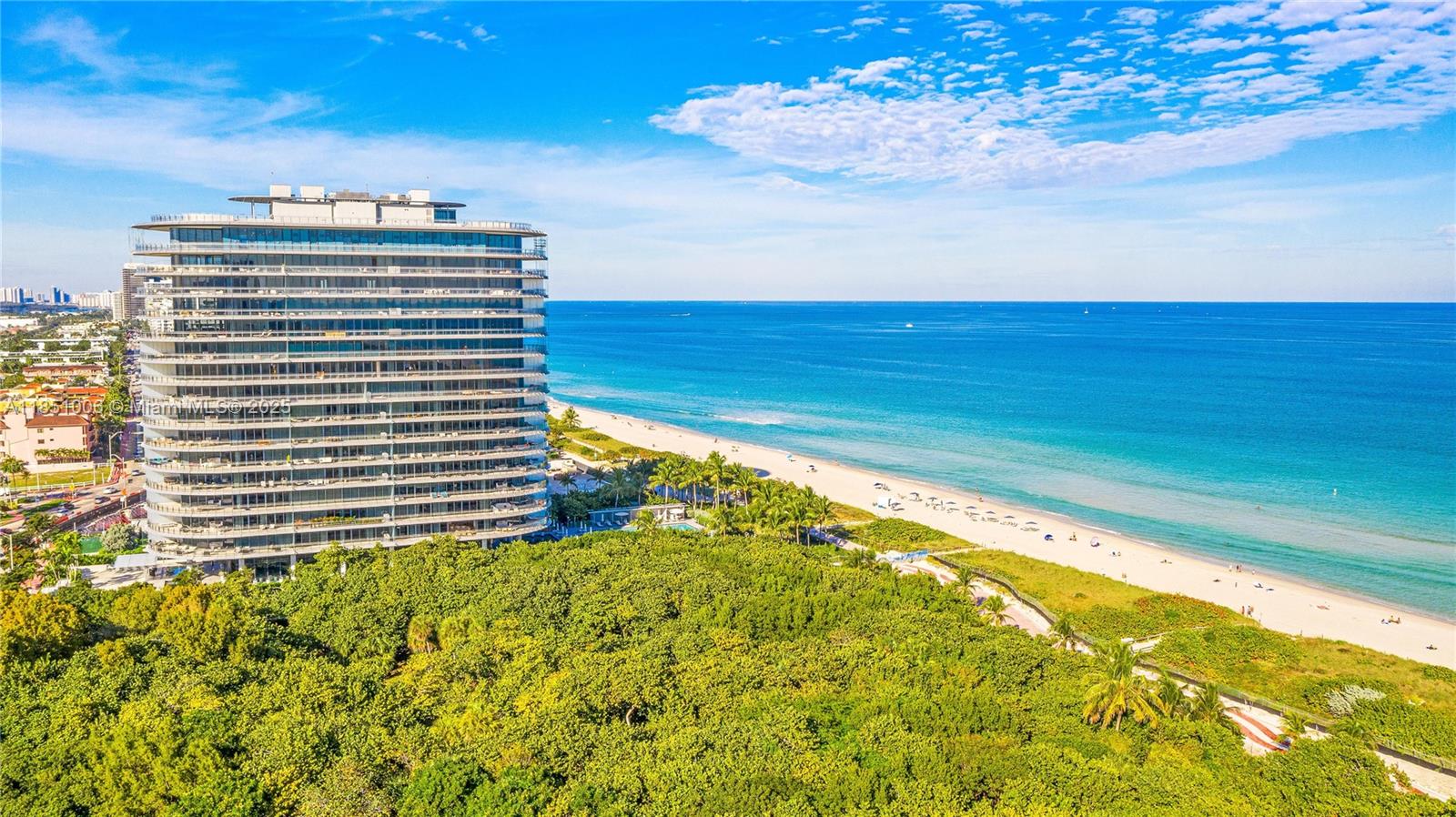 8701 Collins Ave # 1003