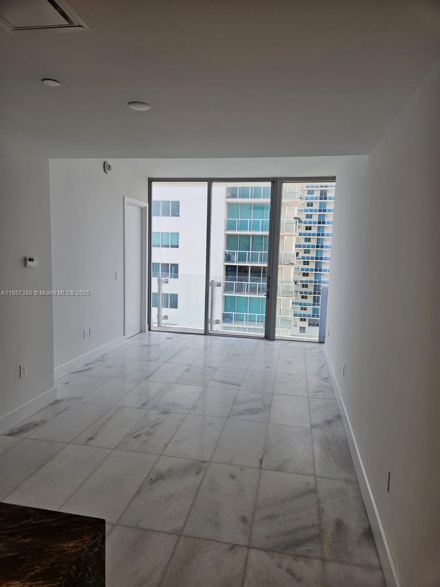 700 NE 26 # 1504