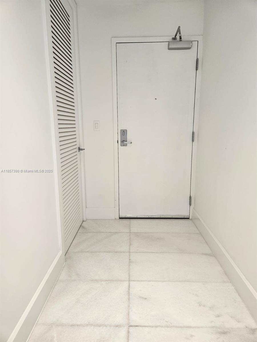 700 NE 26 # 1504