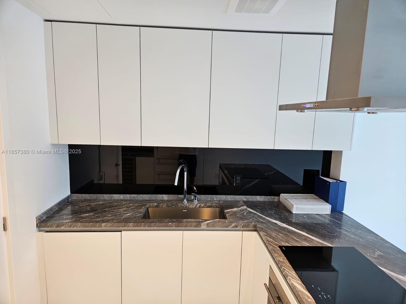 700 NE 26 # 1504