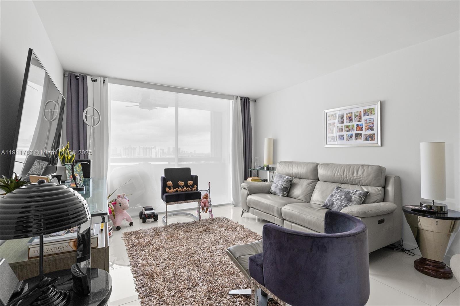 1775 Washington Ave # 14F