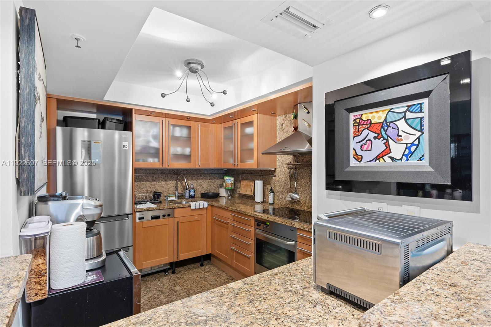 1775 Washington Ave # 14F