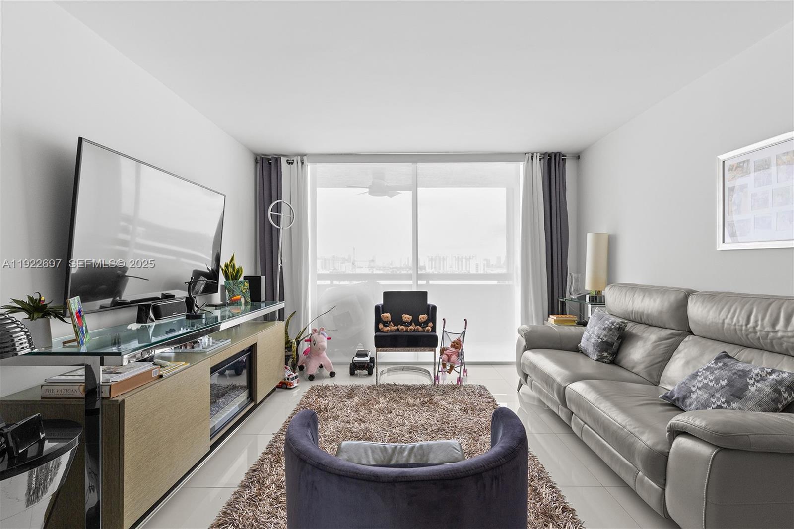 1775 Washington Ave # 14F