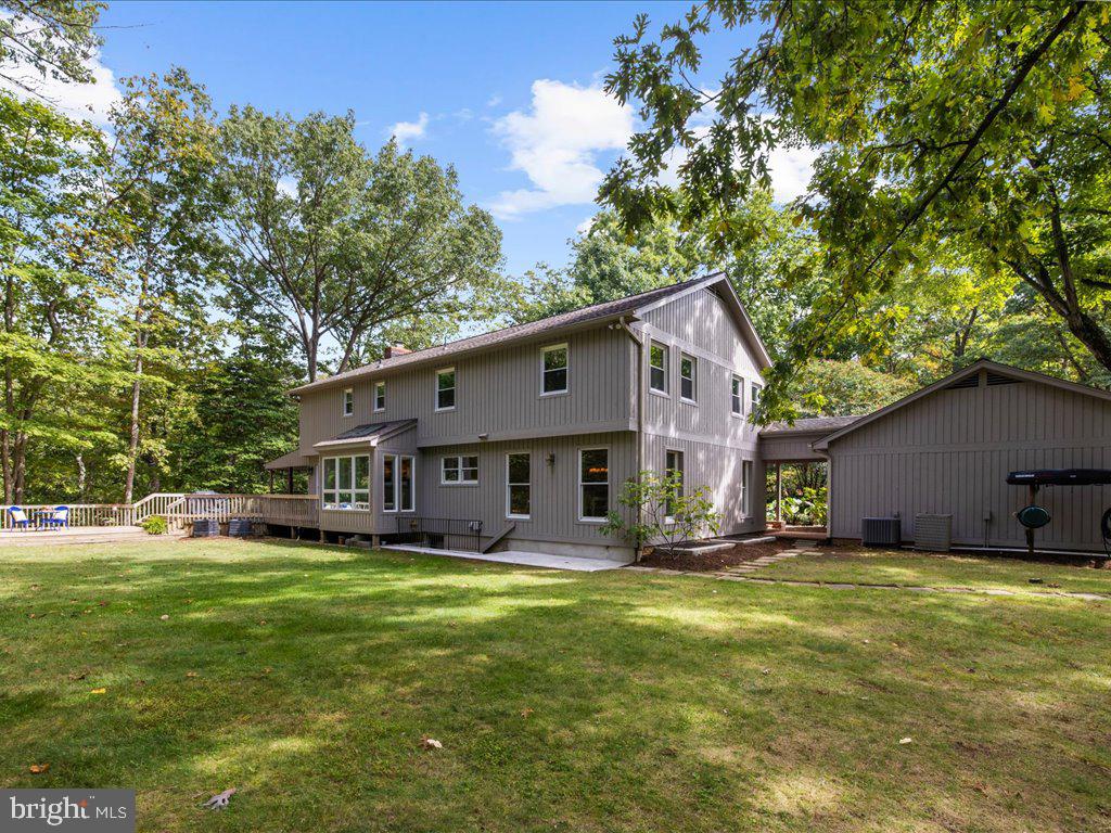 686 MERRIMAC COURT