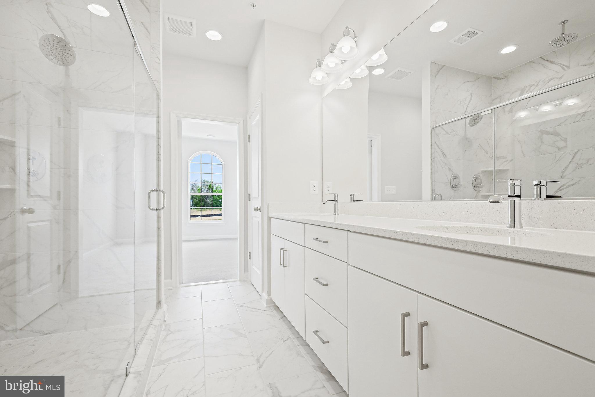 616 HALSEY WAY