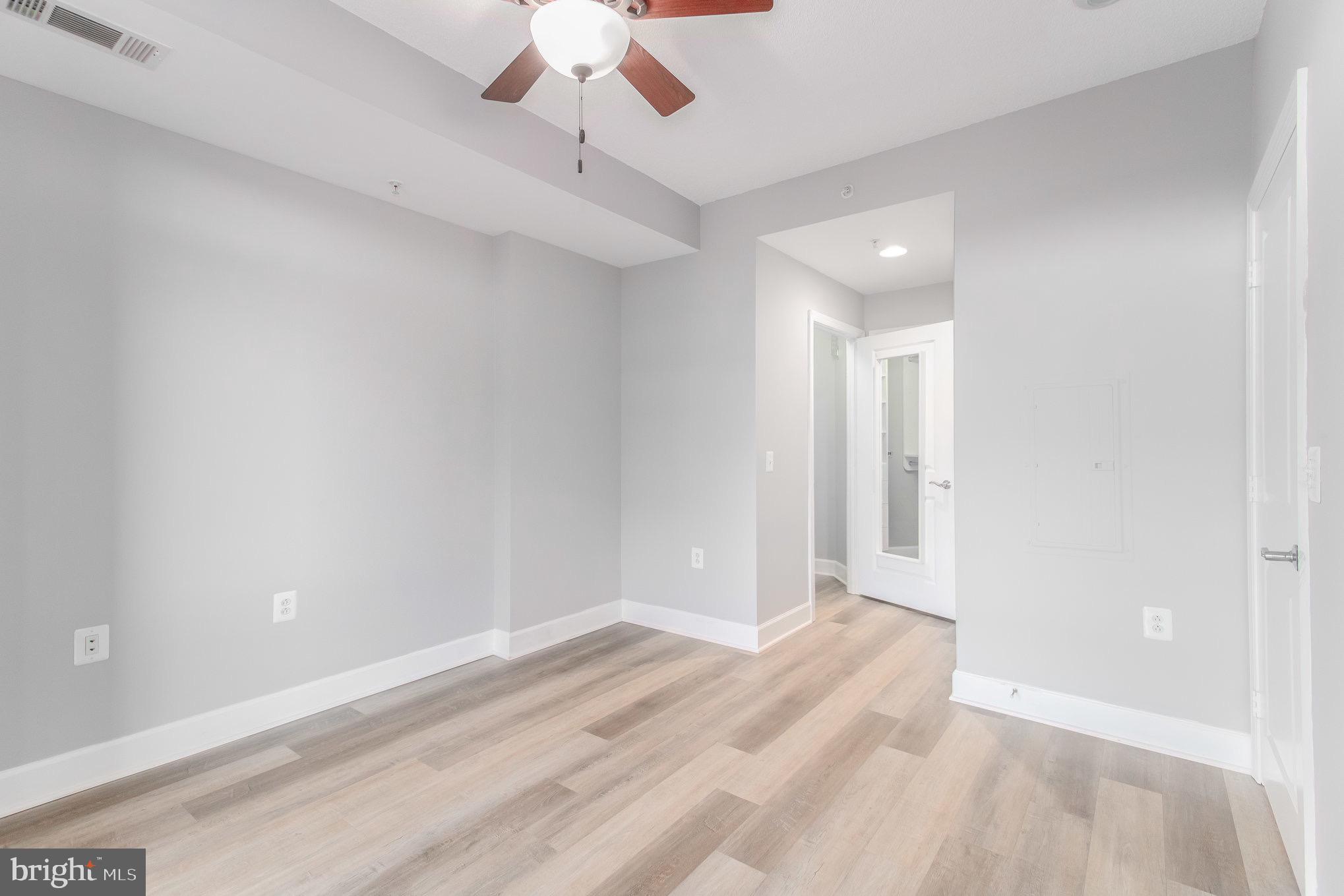3600 S GLEBE ROAD 716W