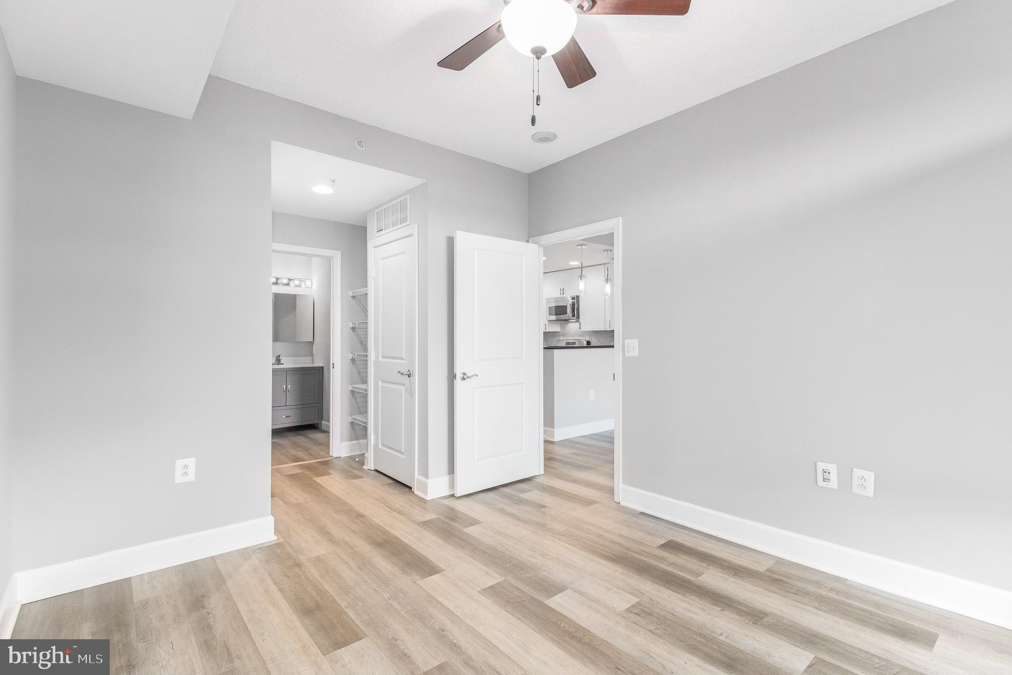 3600 S GLEBE ROAD 716W