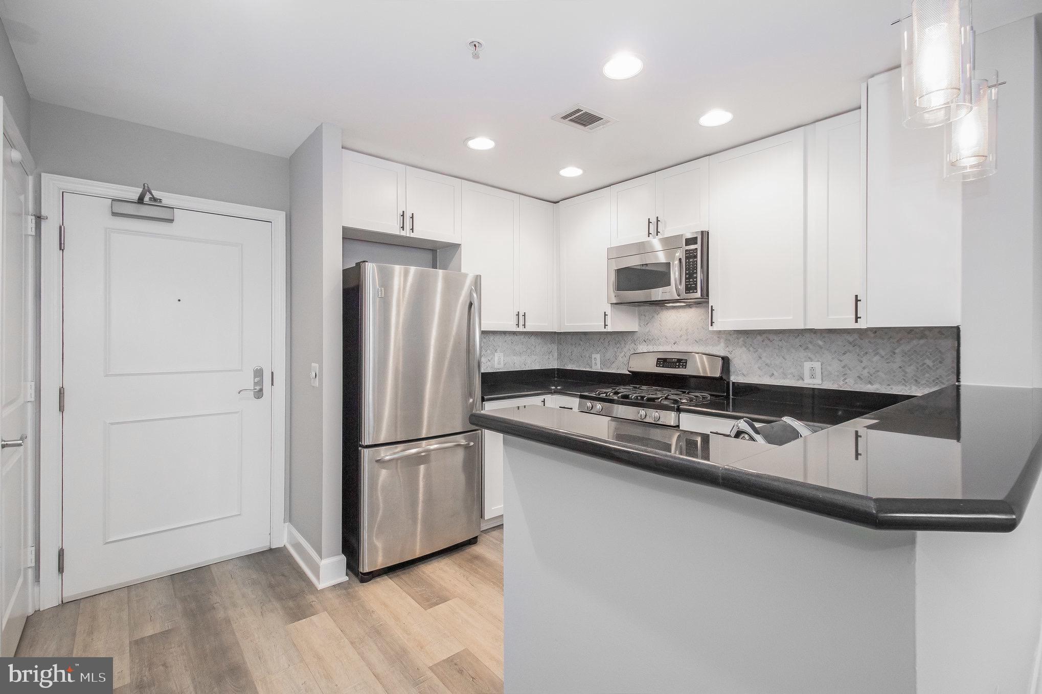 3600 S GLEBE ROAD 716W