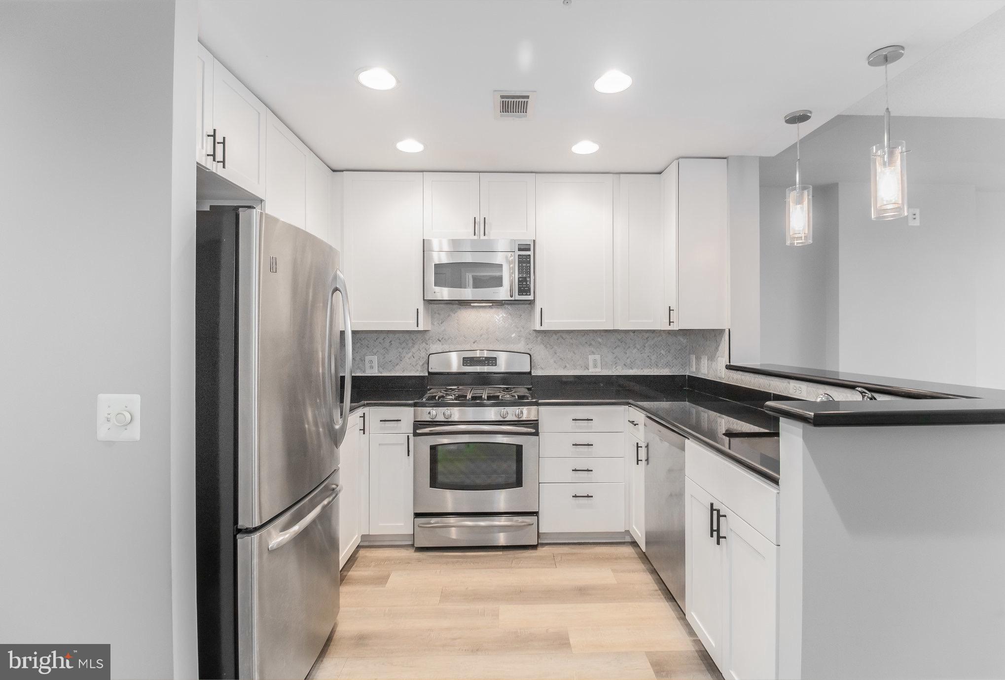 3600 S GLEBE ROAD 716W