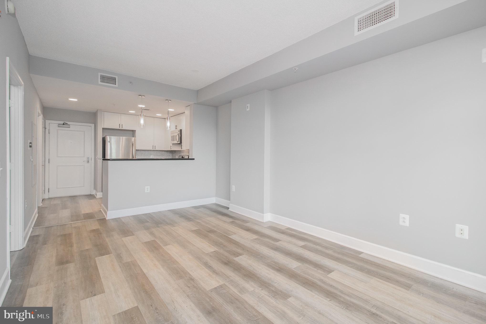 3600 S GLEBE ROAD 716W