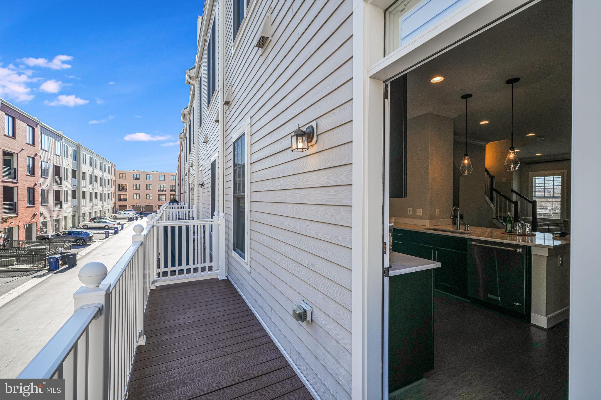 1309 VAN VALKENBURGH LANE