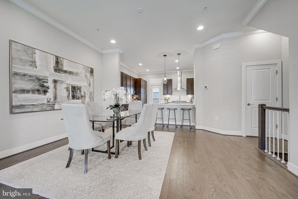 1309 VAN VALKENBURGH LANE