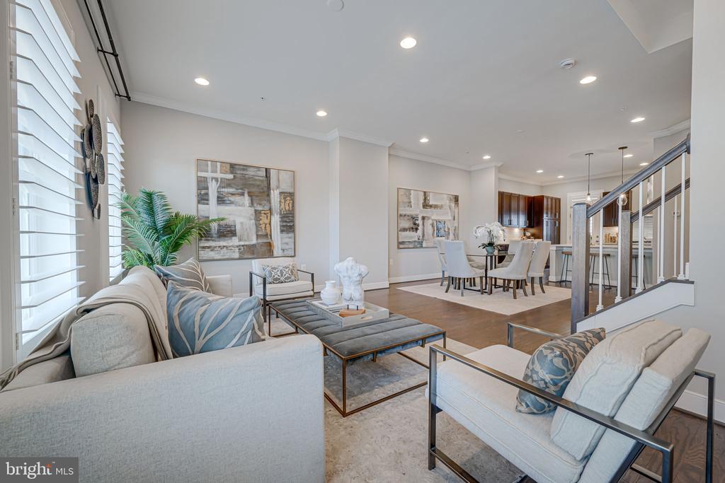 1309 VAN VALKENBURGH LANE