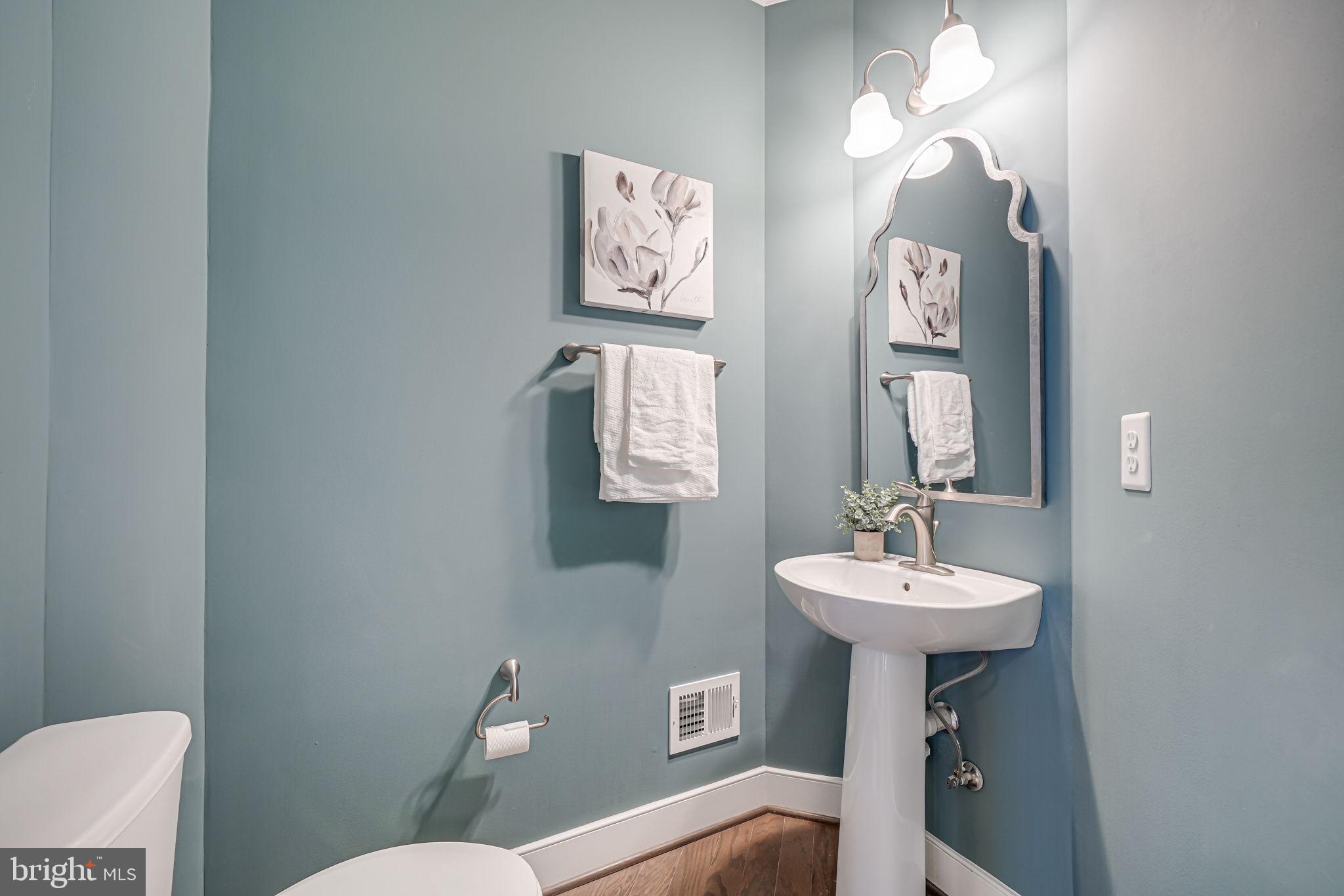 1309 VAN VALKENBURGH LANE