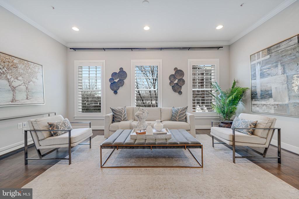 1309 VAN VALKENBURGH LANE
