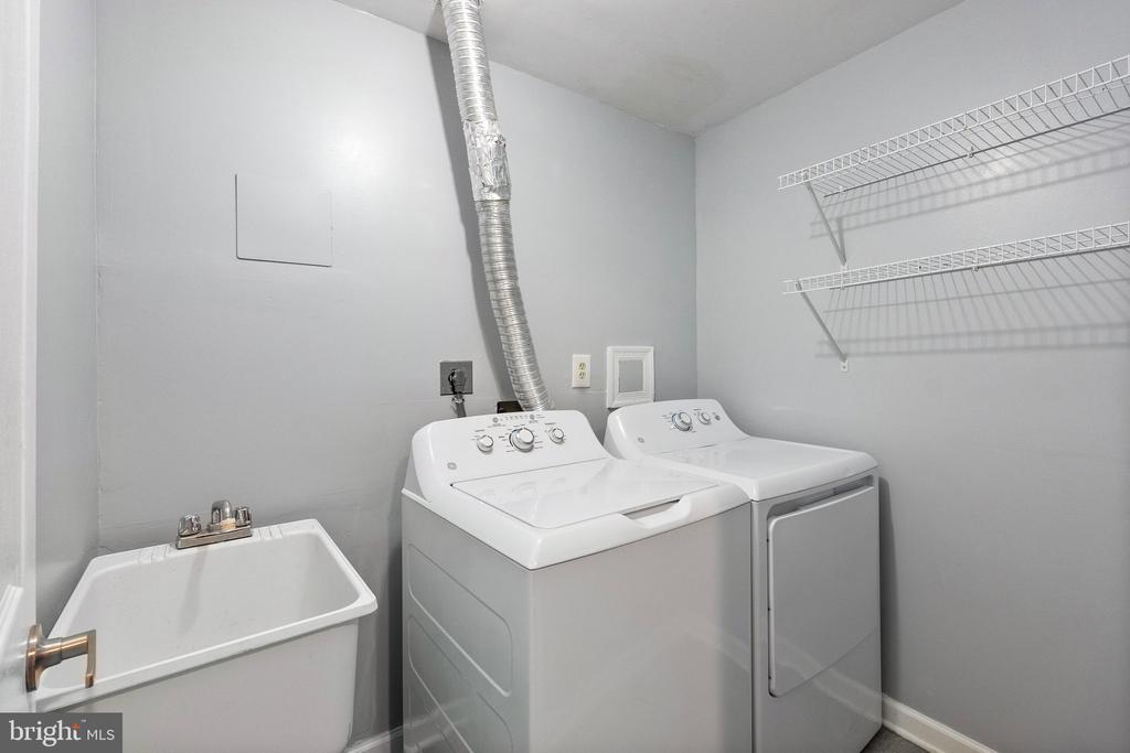 107 AMETHYST COURT