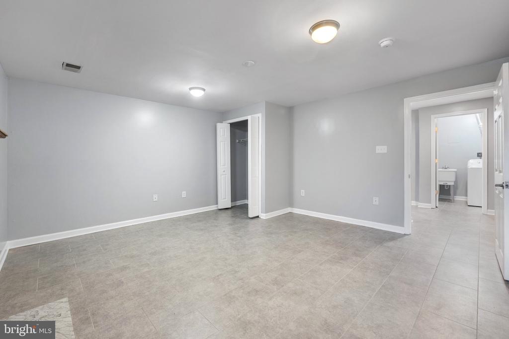 107 AMETHYST COURT