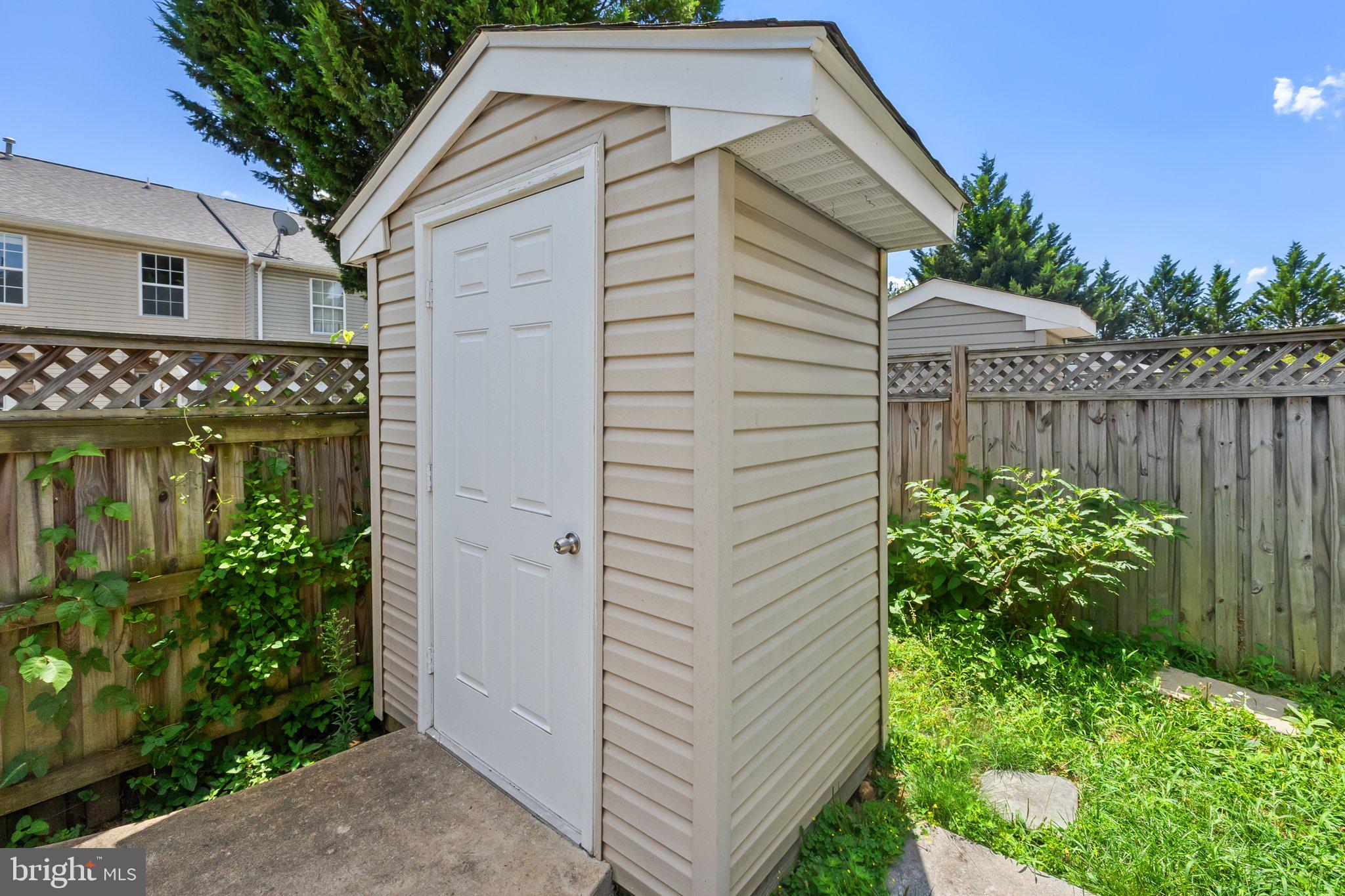 107 AMETHYST COURT
