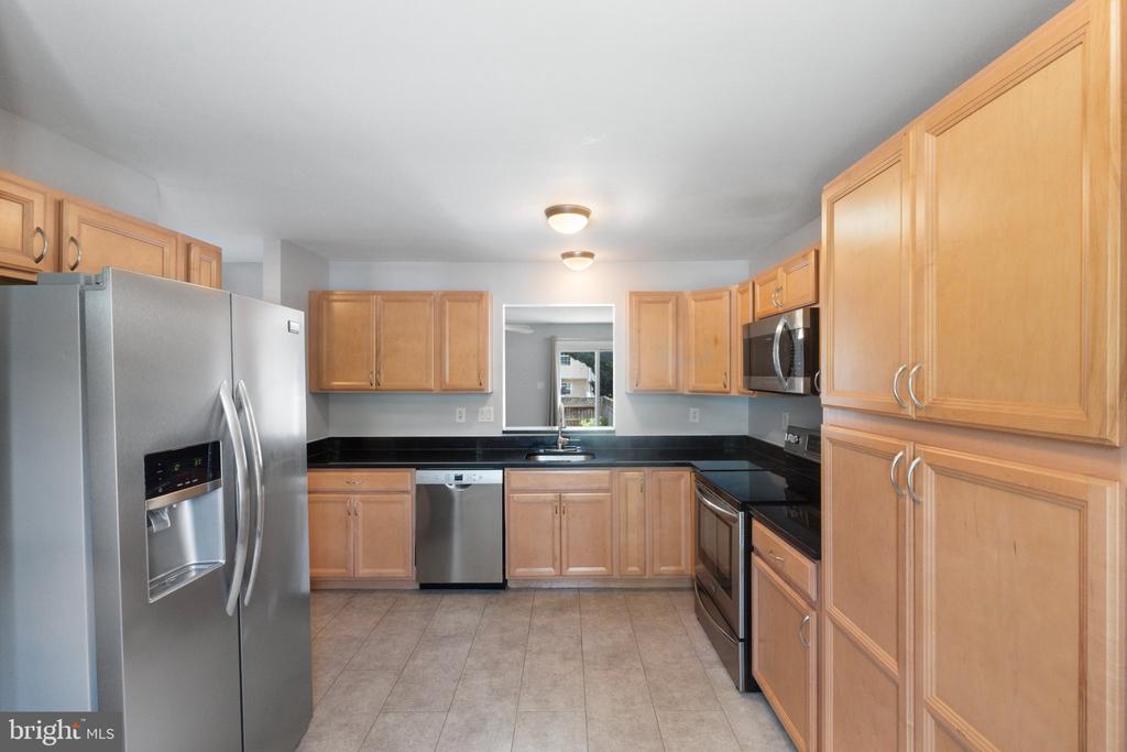 107 AMETHYST COURT