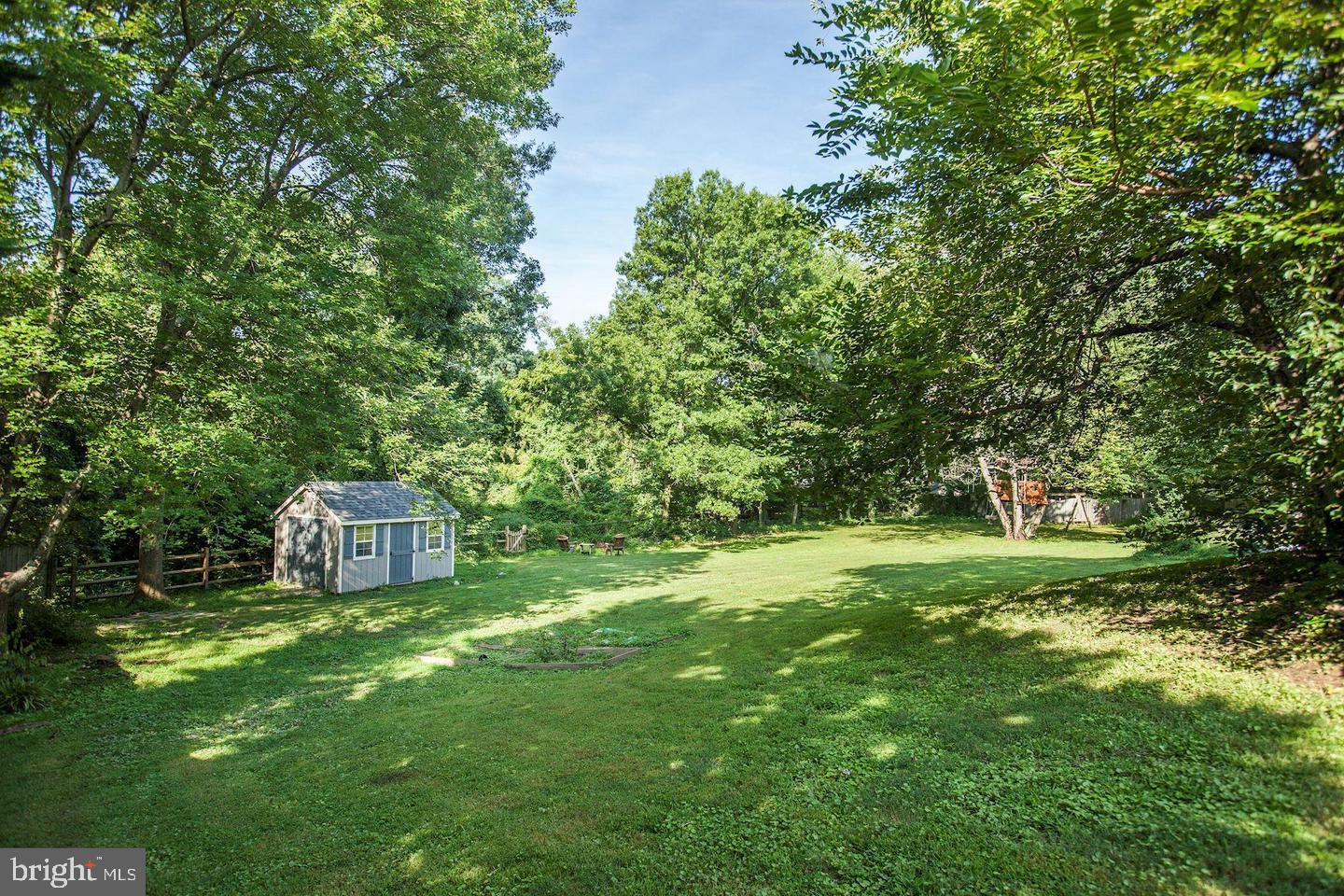 5929 MERRITT PLACE
