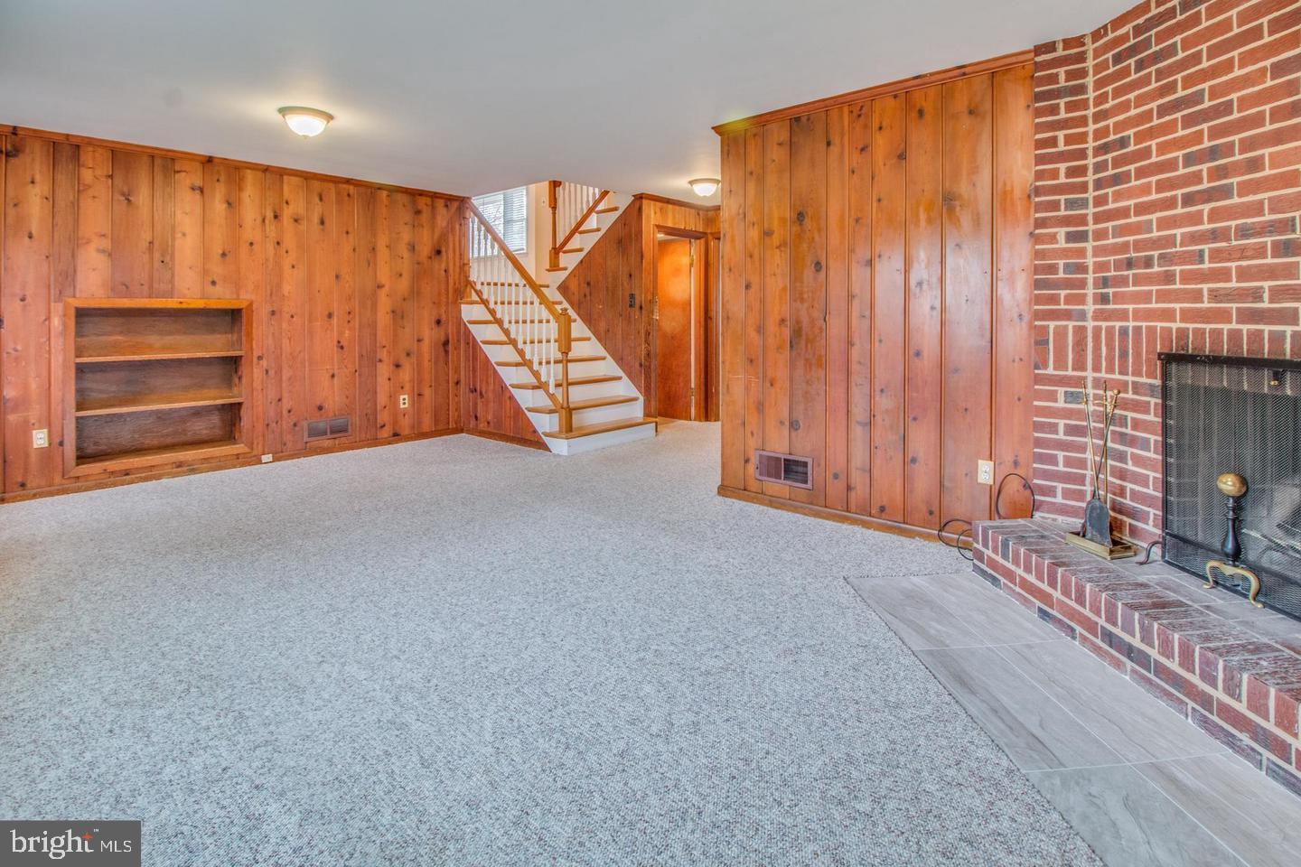 5929 MERRITT PLACE