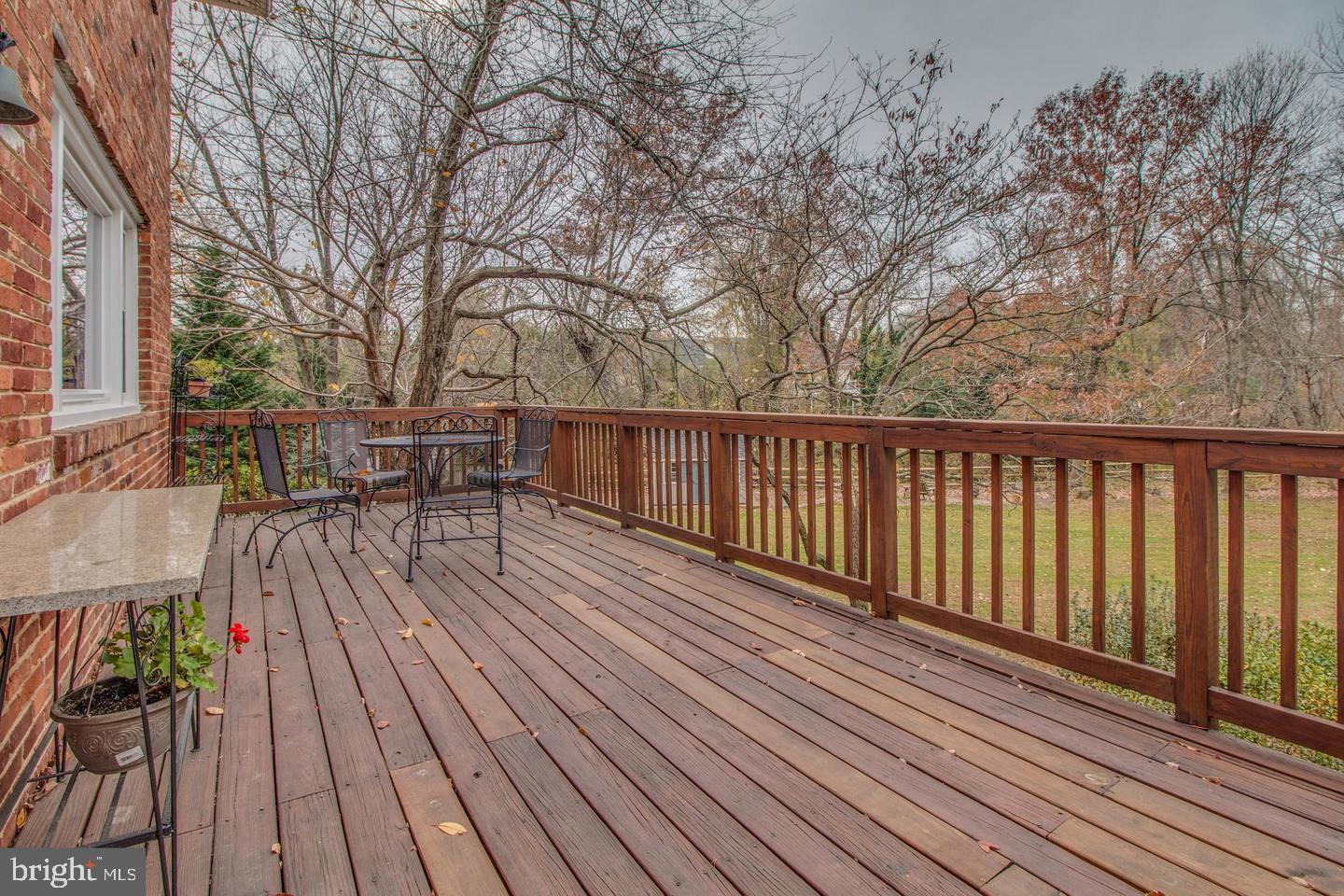 5929 MERRITT PLACE