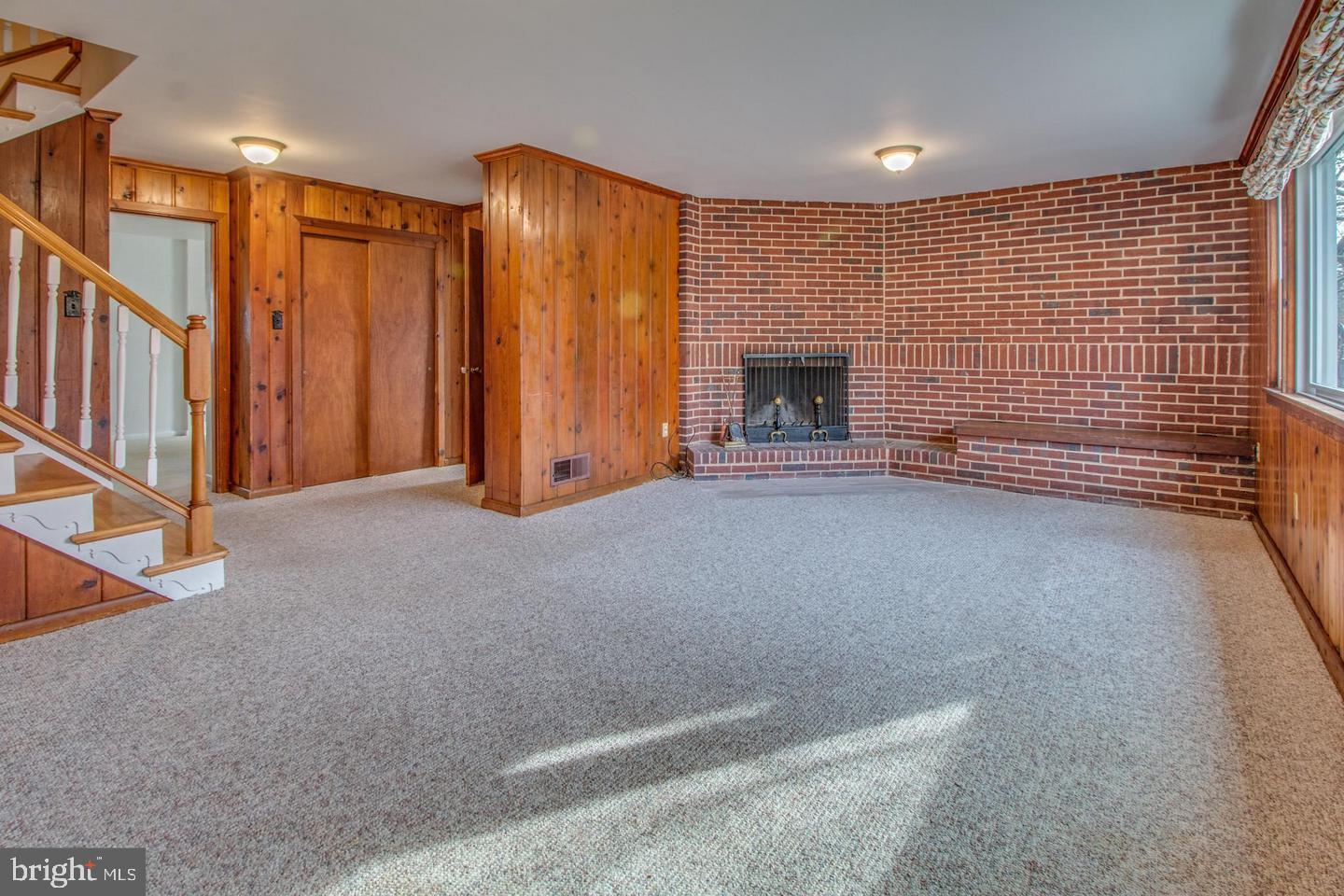5929 MERRITT PLACE