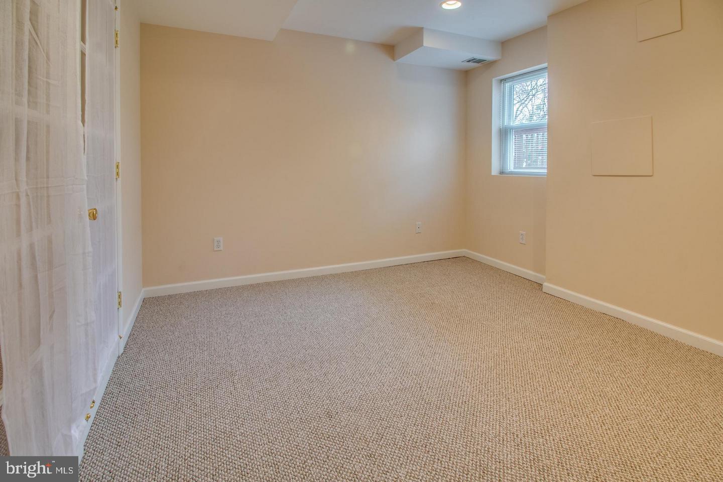 5929 MERRITT PLACE
