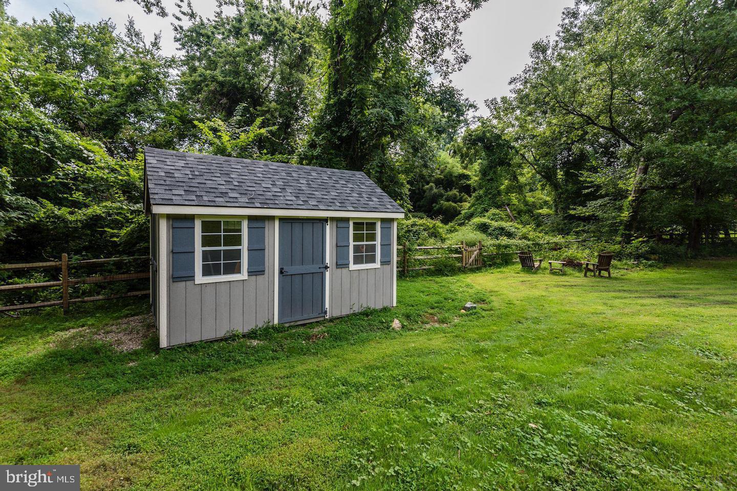 5929 MERRITT PLACE
