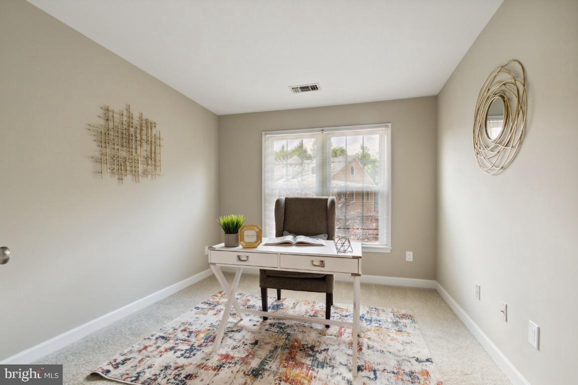 3903 BARCROFT MEWS COURT